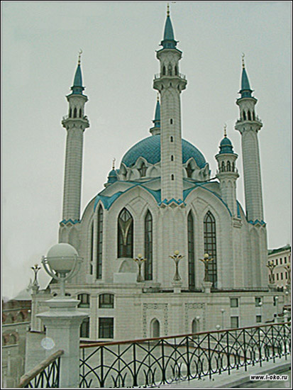 Мечеть.  Фото болельщиков ФК Локомотив